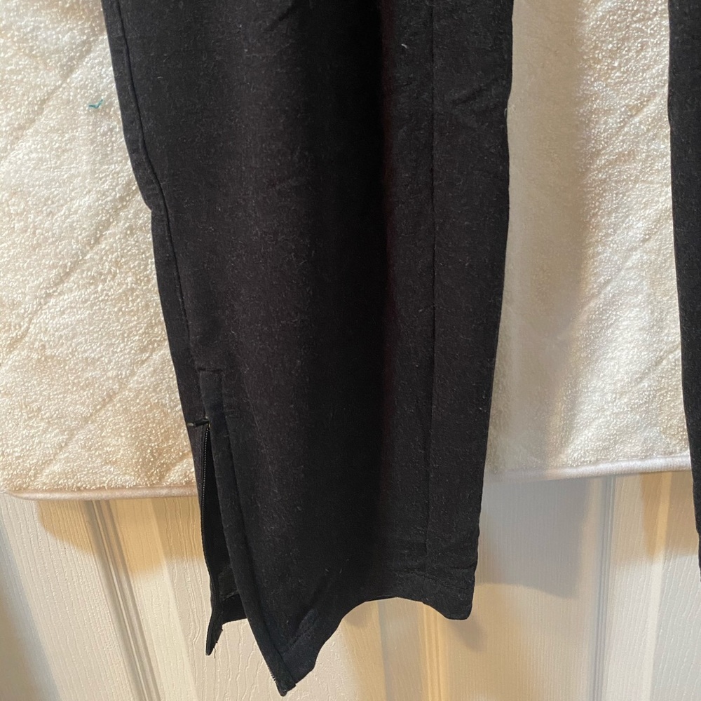 ADIDAS Joggers - Picture 3 of 5